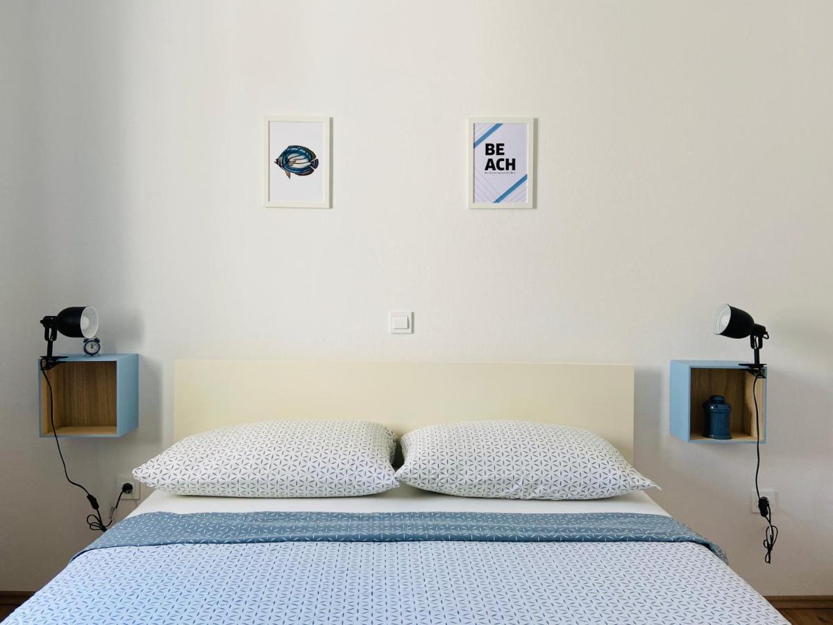 Apartments Pijaza Banjol Kültér fotó