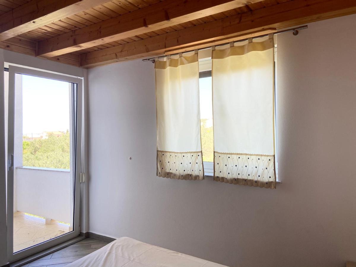 Apartments Pijaza Banjol Kültér fotó