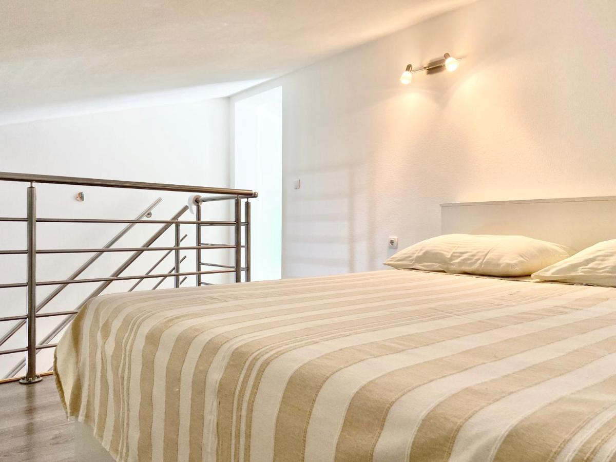 Apartments Pijaza Banjol Kültér fotó