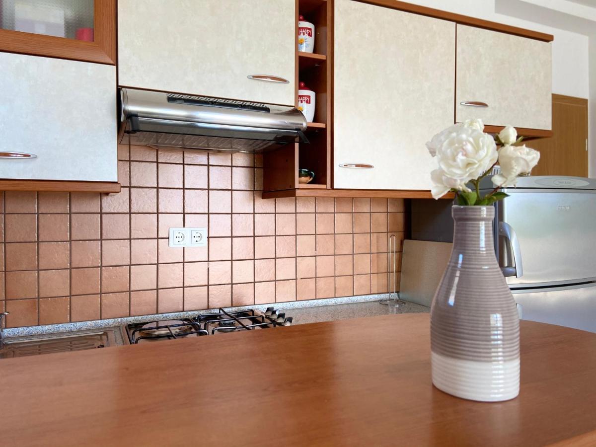 Apartments Pijaza Banjol Kültér fotó