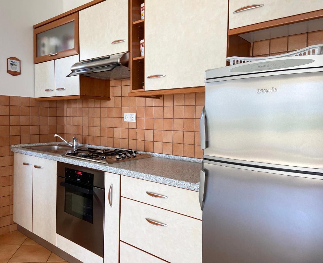 Apartments Pijaza Banjol Kültér fotó